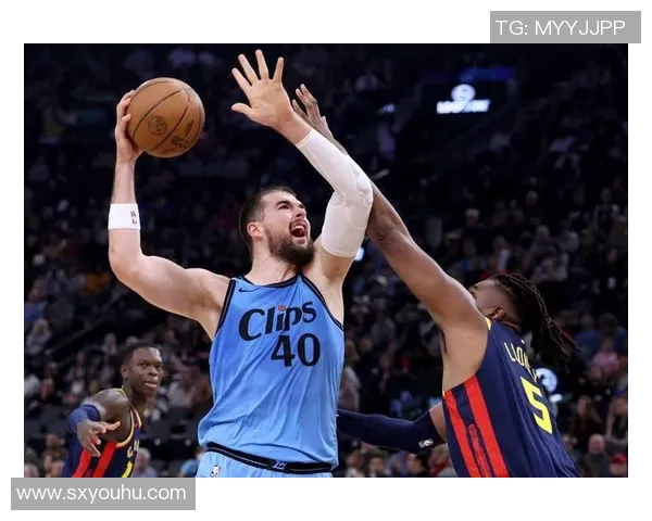 马刺与快船精彩对决直播360全景呈现篮球盛宴不容错过